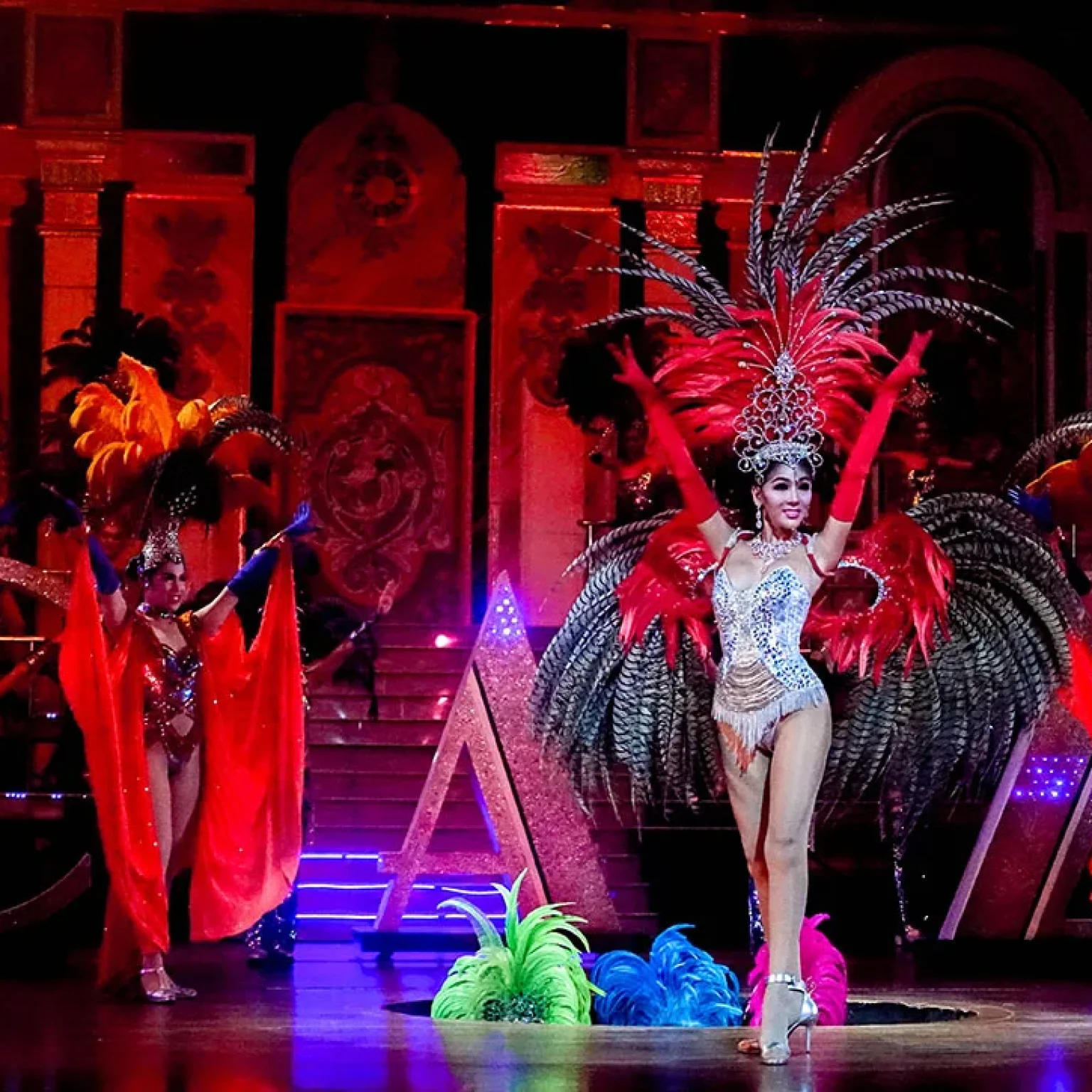 Alcazar-show-pattaya-Thailand