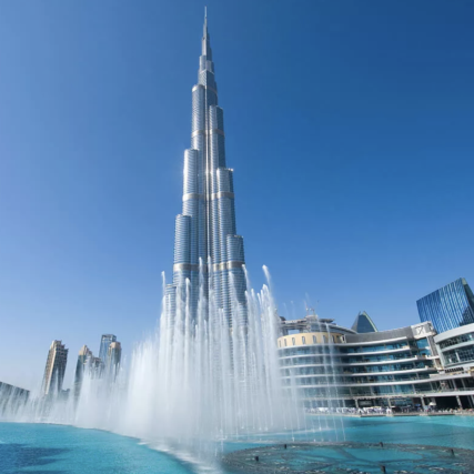 Dubai-burj-khilfa-fountain