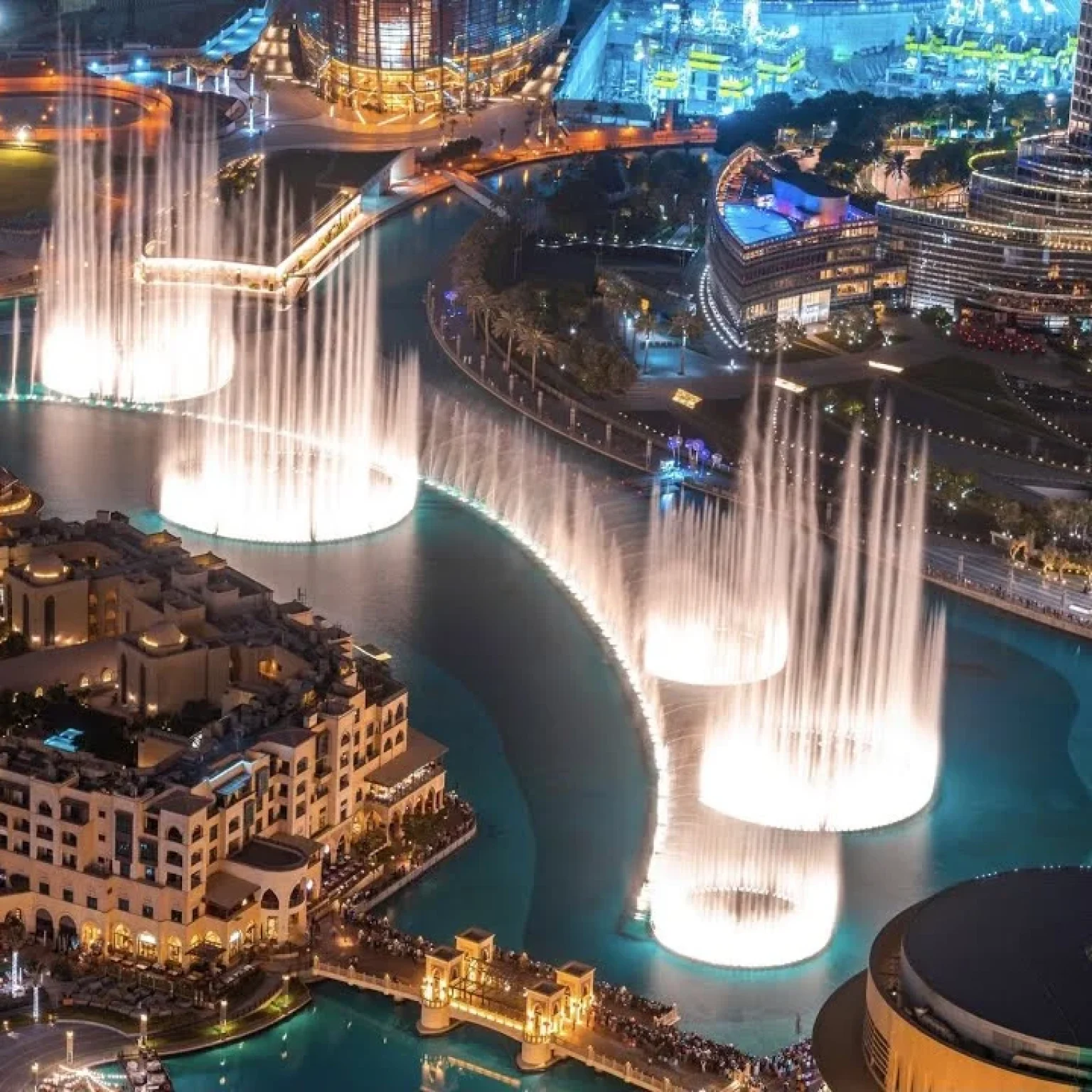 Dubai-mall-fountain-show