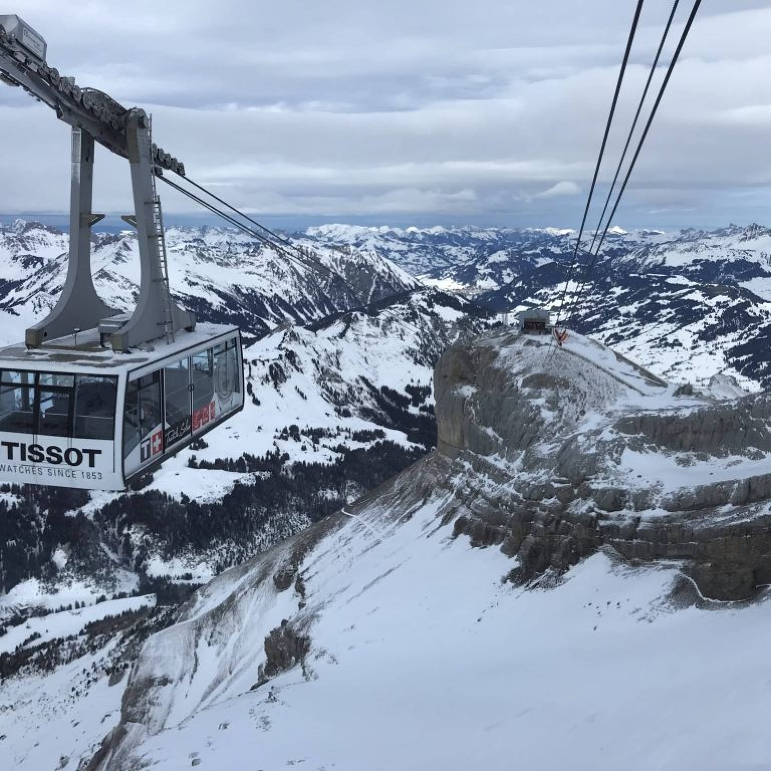 Glacier 3000-cable-car-Switzerland-Europe