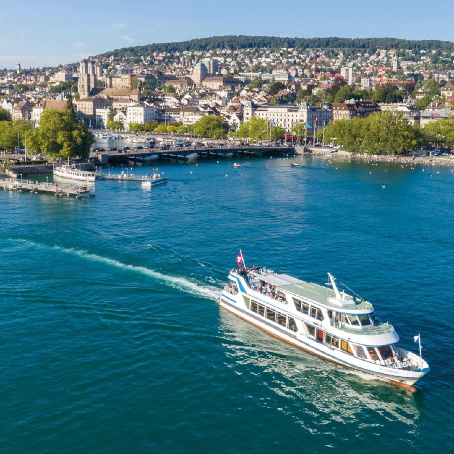Lake-Zurich-Boat-cruise-Switzerland-Europe