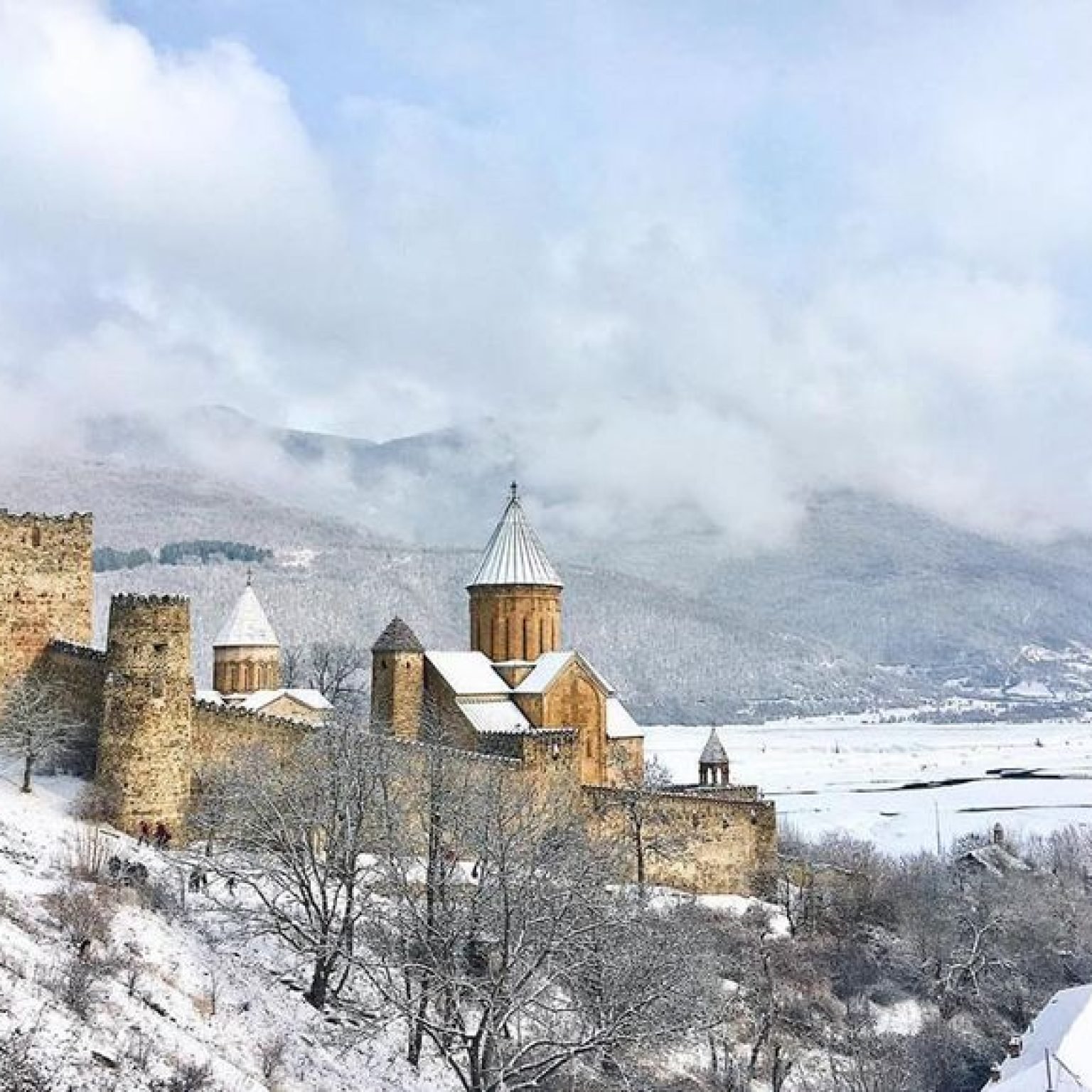 Ananuri-Castle-Georgia