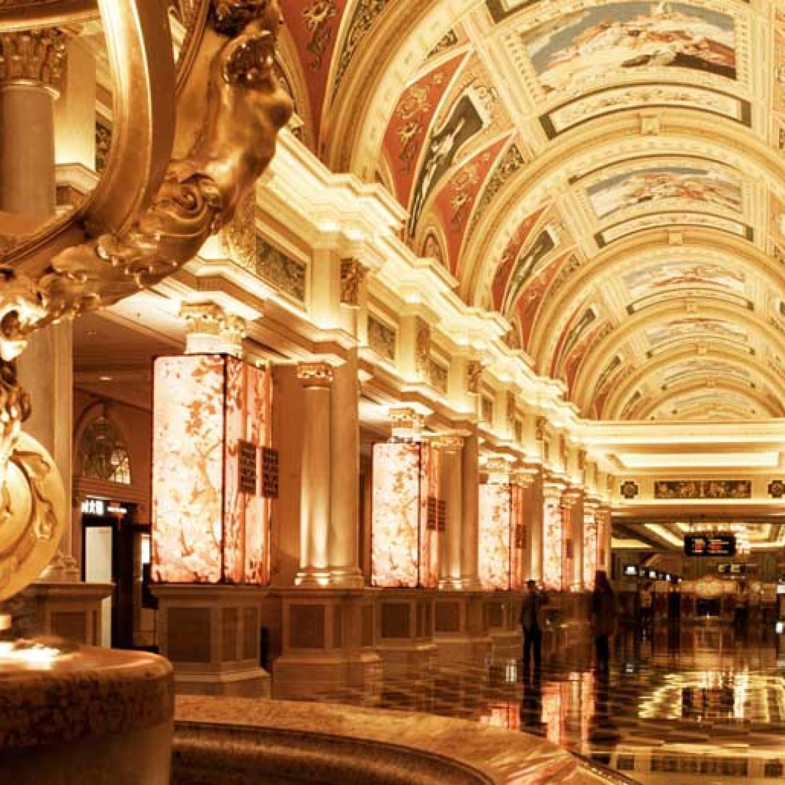 Venetian Macau-inside-3