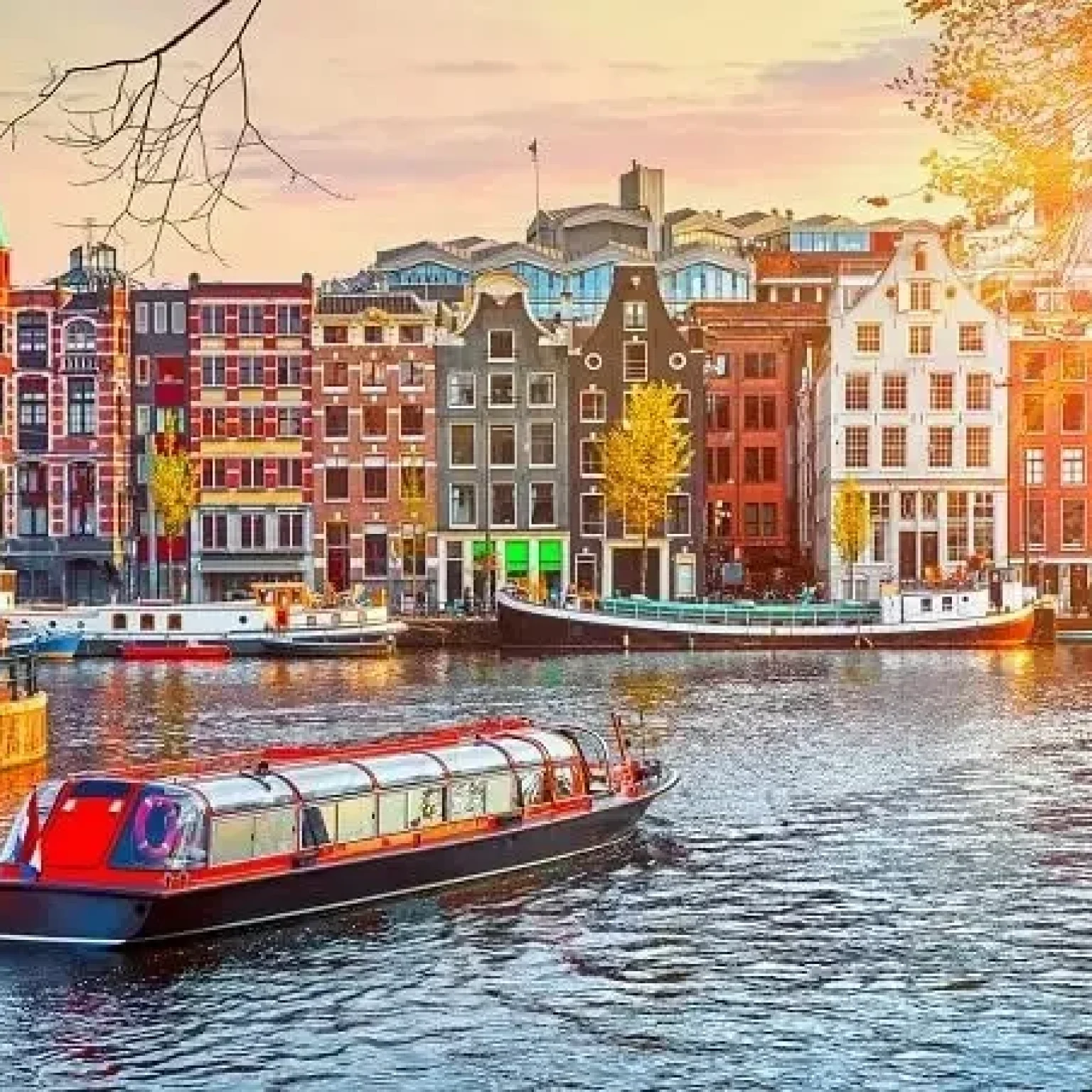 amsterdam-evening-canal-cruise-netherlands-europe