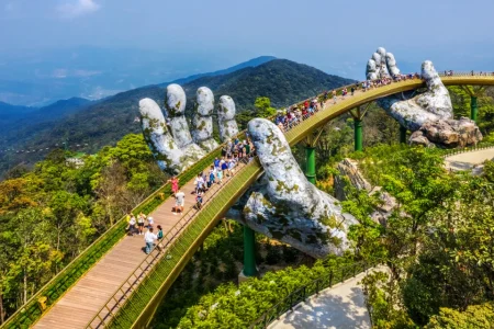 Memorable Vietnam – Hanoi, Da Nang, Ho Chi Minh 9 Days HBX42284N0802/10