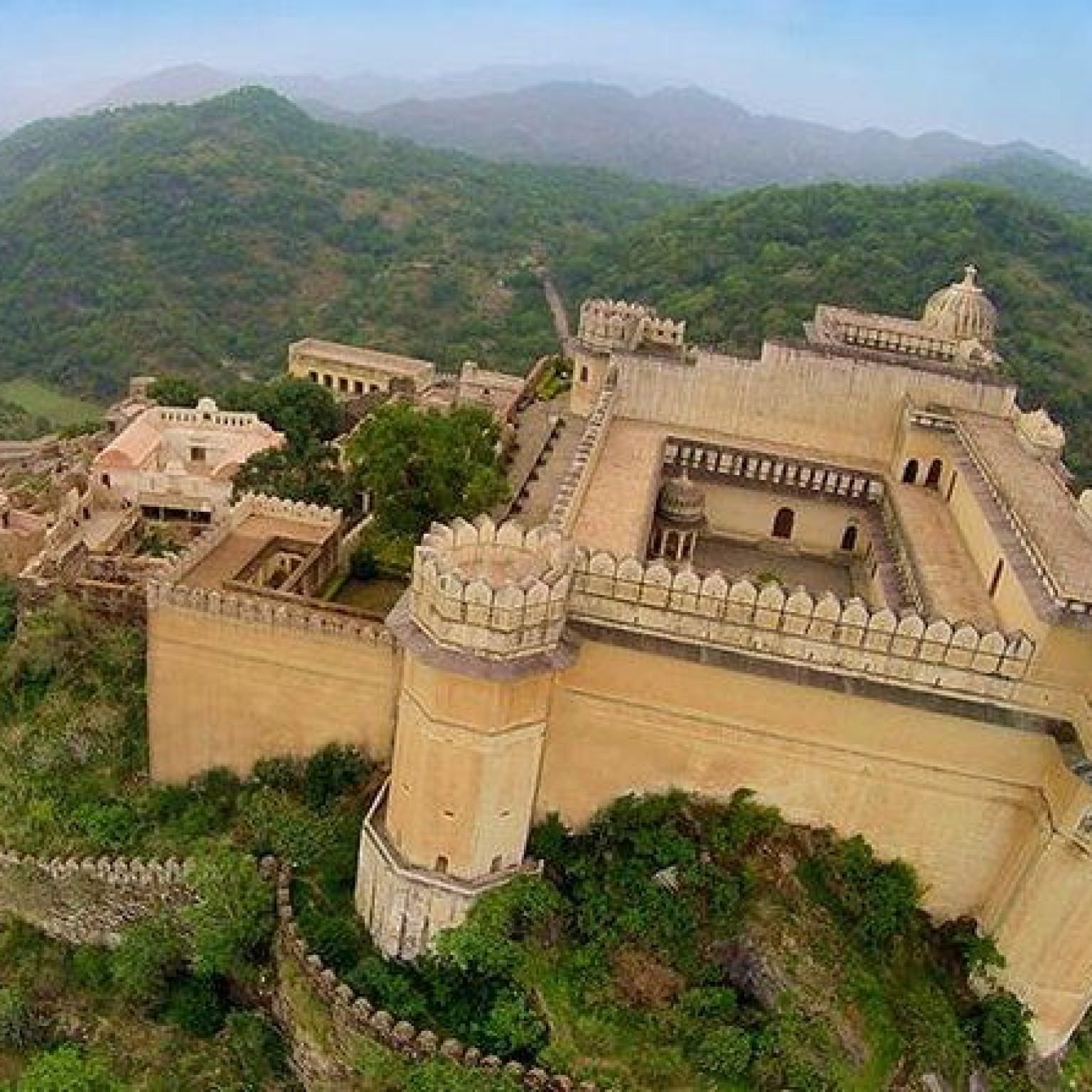 Kumbhalgarh-fort-forest-Jaisalmer-Rajasthan