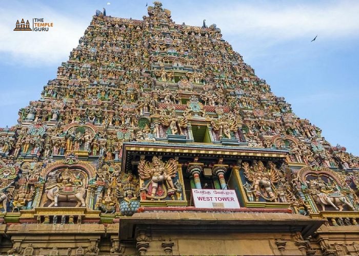 <span>Day 01</span>Meenakshi Amman Temple