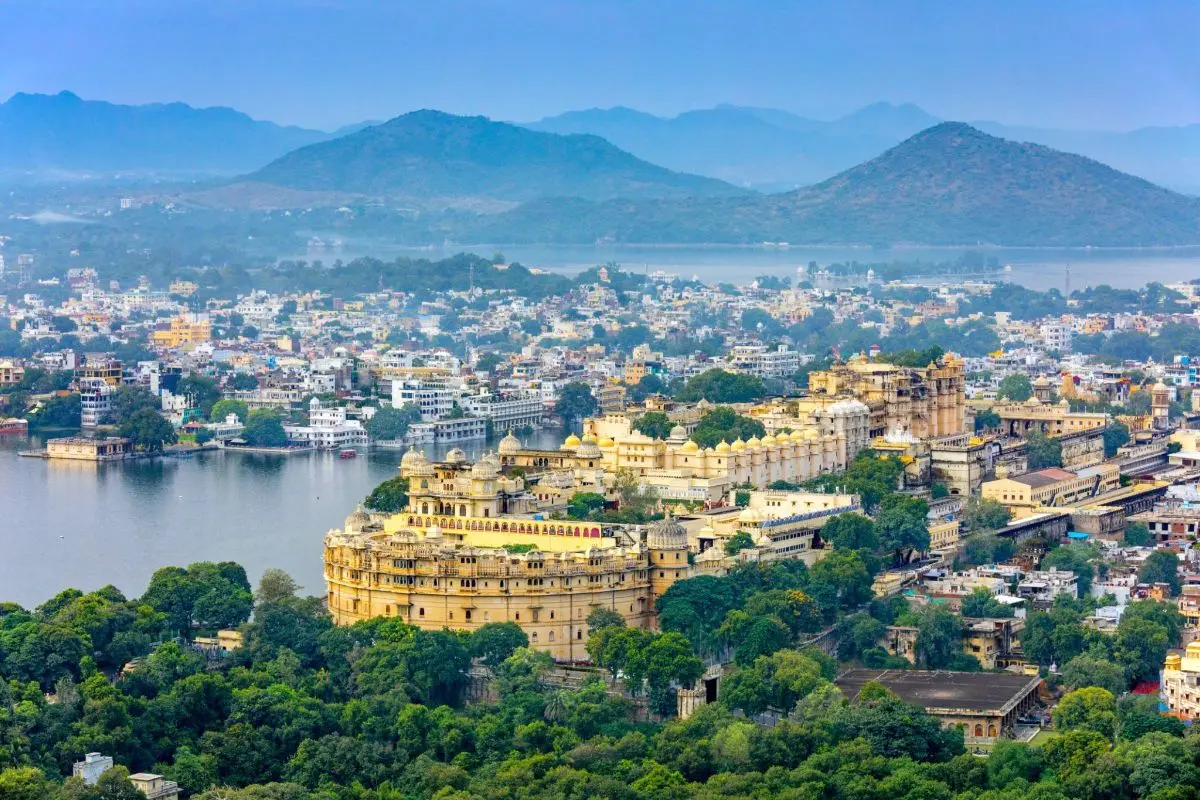 <span>Day 09</span>Udaipur Local Sightseeing