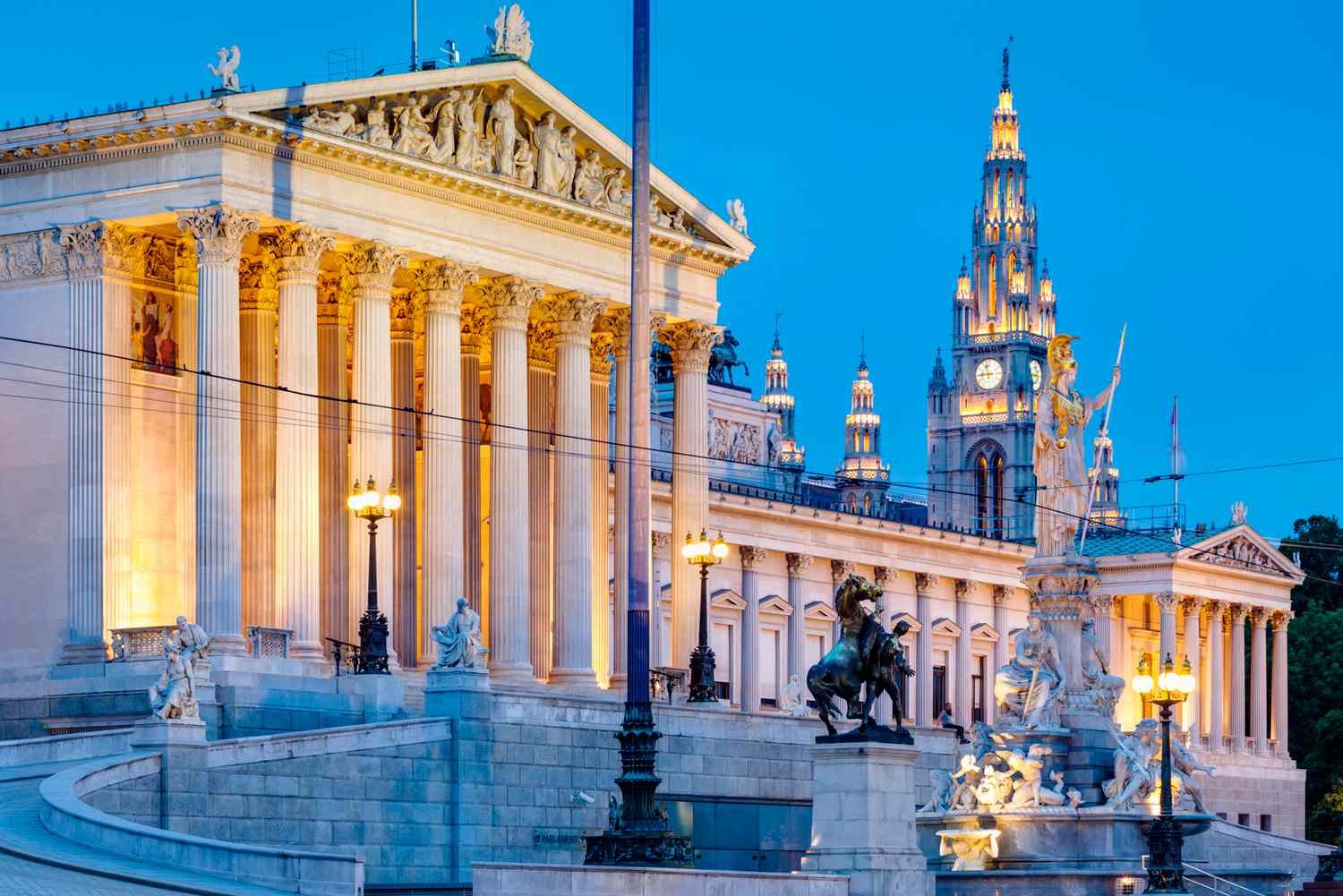 <span>Day 01</span>Vienna - 01 Night stay