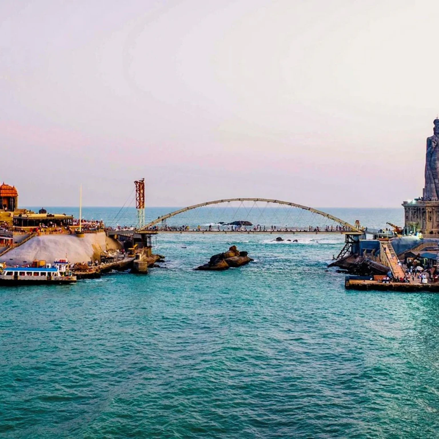 glass-bridge-kanyakumari-india