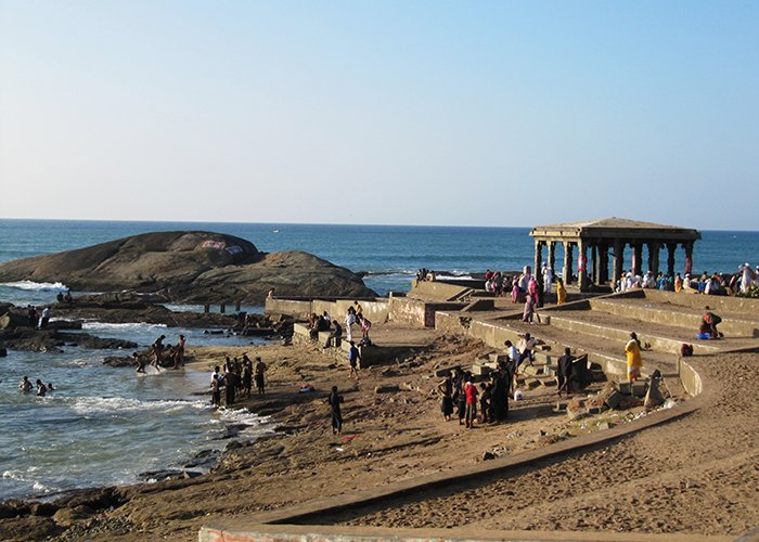 b) Tri samudra milan